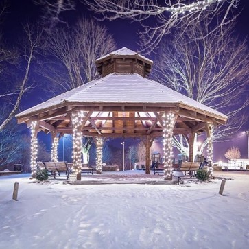 memorial park gazebo winter